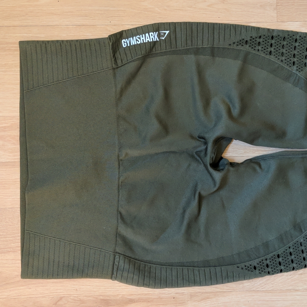 Gymshark women's olive green 3/4 leggings size M